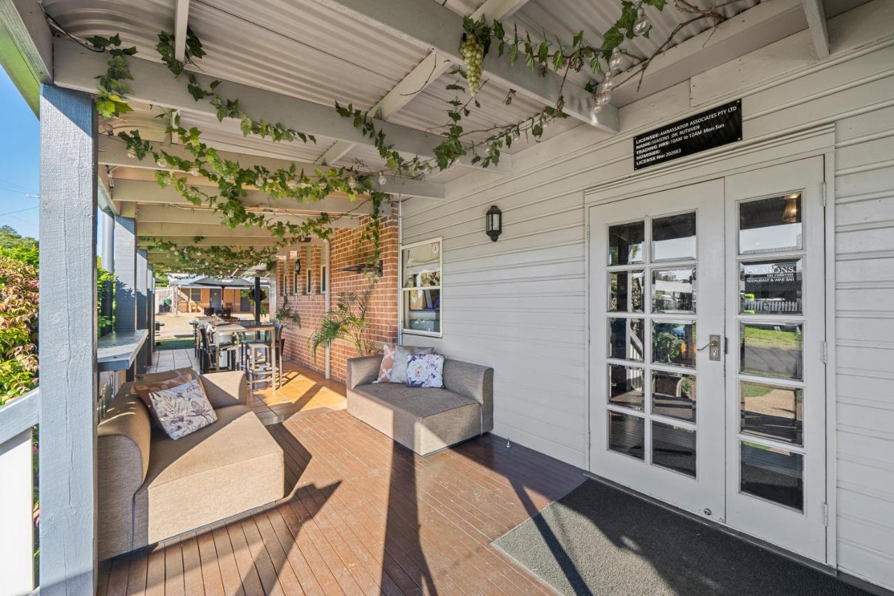 Motel Ambassador On Ruthven Toowoomba Exterior foto