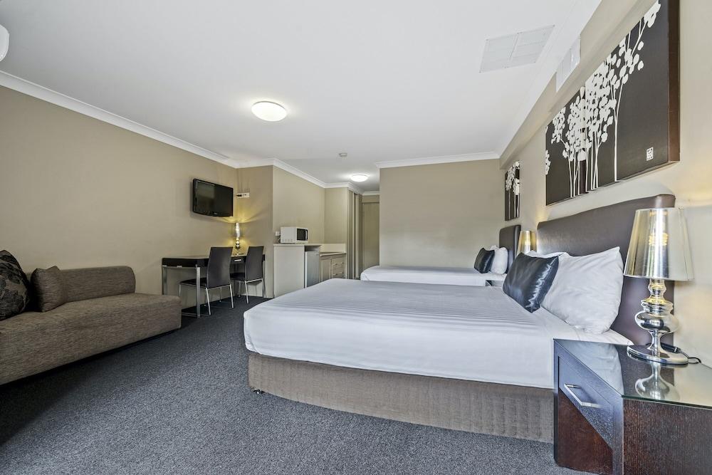 Motel Ambassador On Ruthven Toowoomba Exterior foto