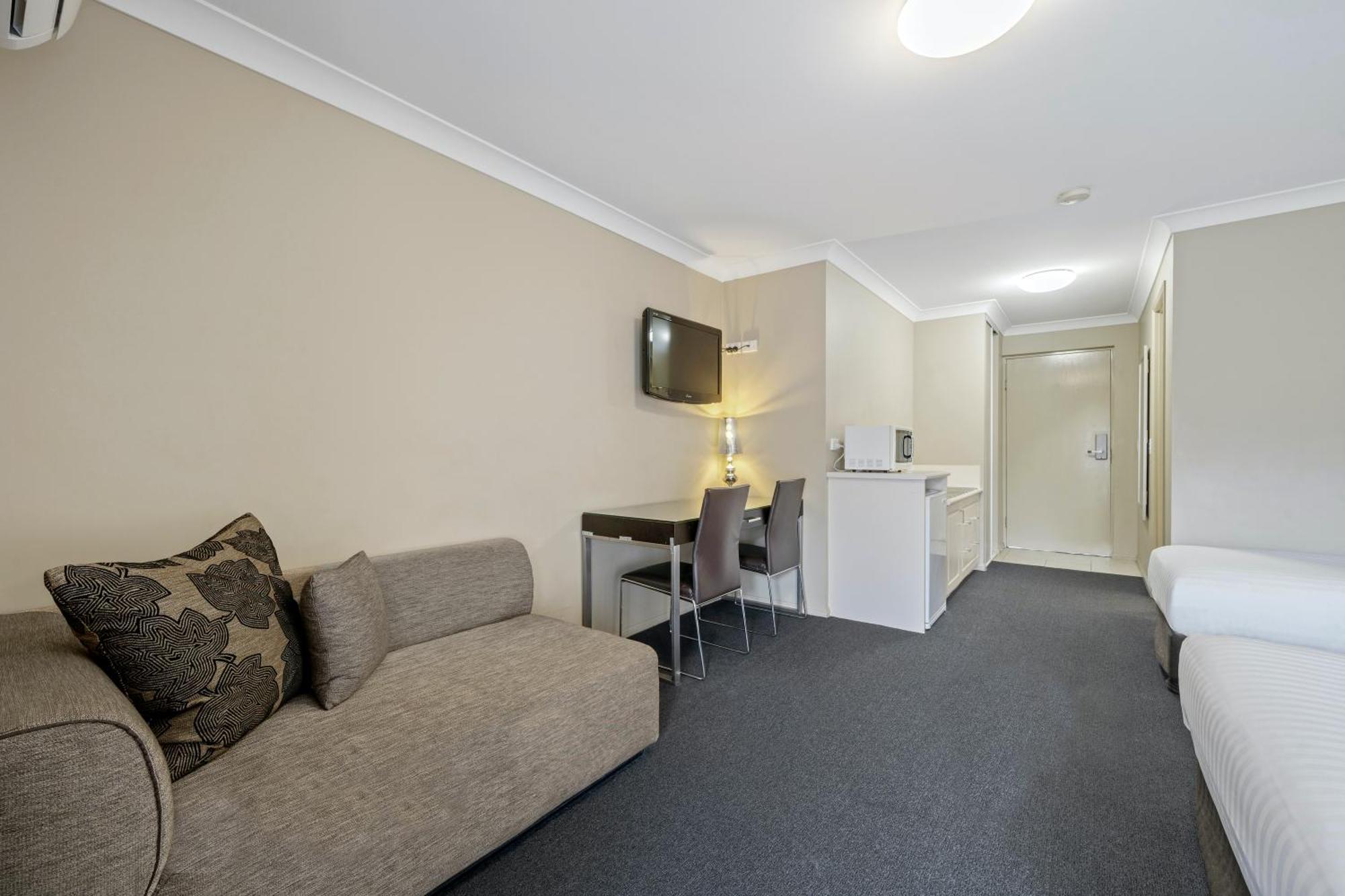 Motel Ambassador On Ruthven Toowoomba Habitación foto